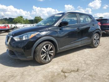  Salvage Nissan Kicks