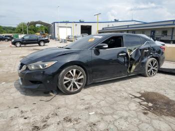  Salvage Nissan Maxima