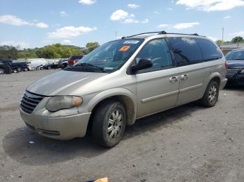  Salvage Chrysler Minivan