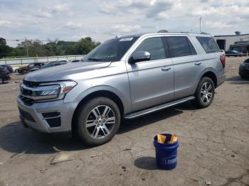  Salvage Ford Expedition