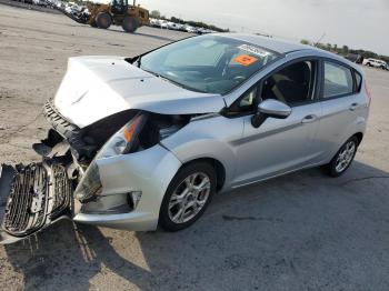  Salvage Ford Fiesta