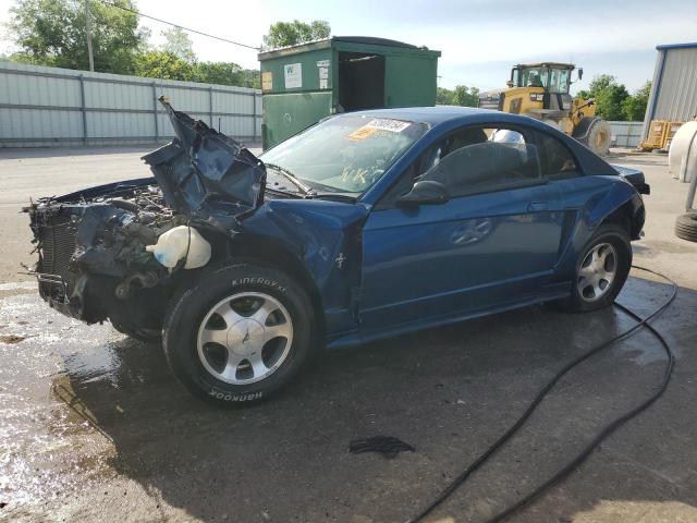  Salvage Ford Mustang