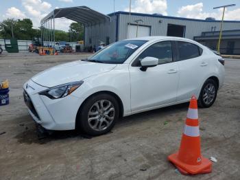  Salvage Toyota Yaris