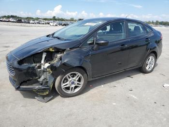  Salvage Ford Fiesta