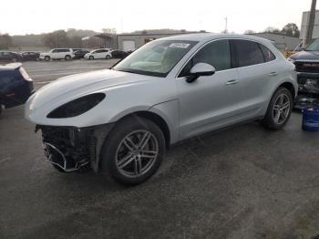  Salvage Porsche Macan