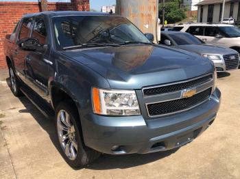  Salvage Chevrolet Avalanche