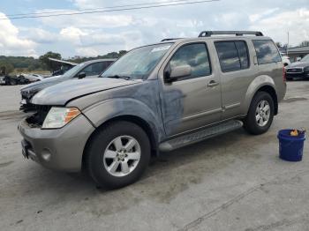  Salvage Nissan Pathfinder