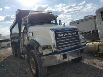  Salvage Mack 700 Gu700