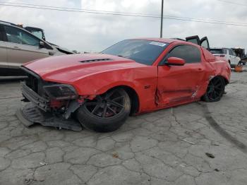  Salvage Ford Mustang