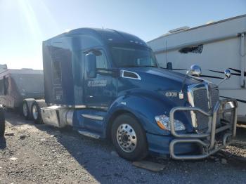  Salvage Kenworth Constructi