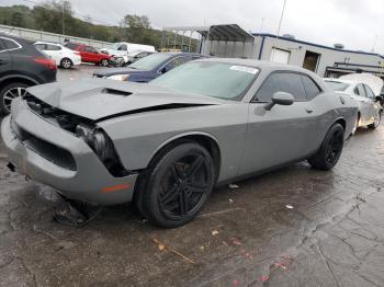  Salvage Dodge Challenger