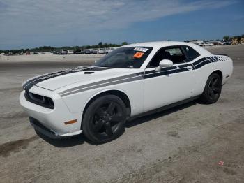  Salvage Dodge Challenger