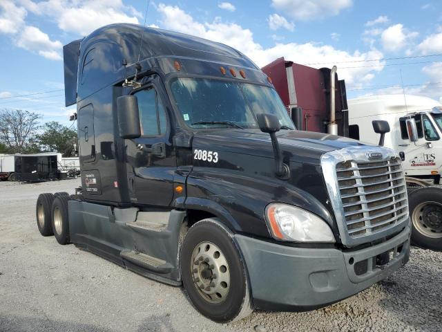  Salvage Freightliner Cascadia 1