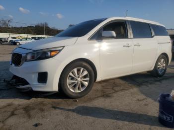  Salvage Kia Sedona