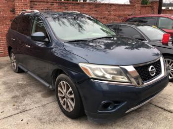  Salvage Nissan Pathfinder