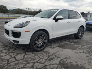  Salvage Porsche Cayenne