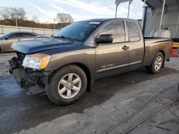  Salvage Nissan Titan