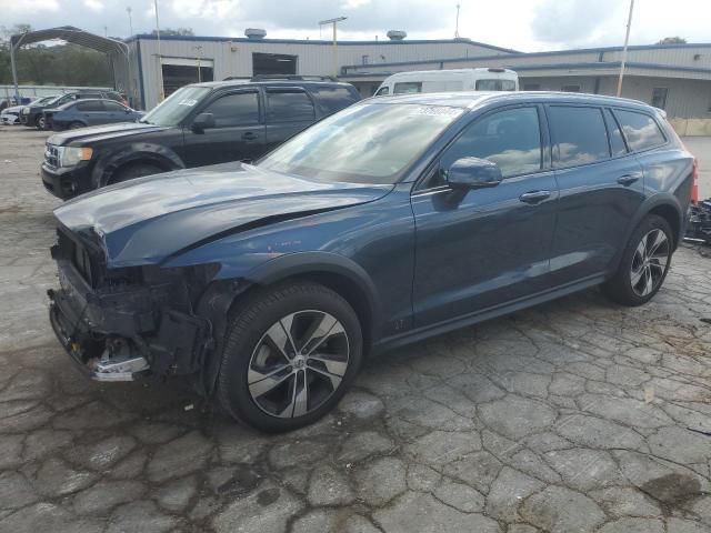  Salvage Volvo V60