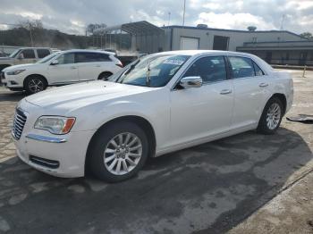  Salvage Chrysler 300