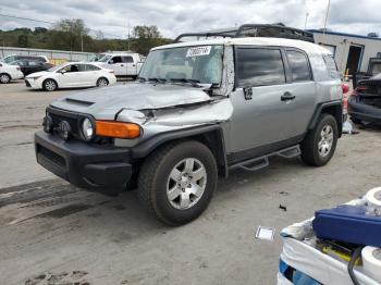  Salvage Toyota FJ Cruiser