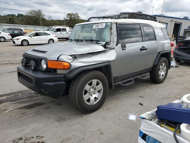  Salvage Toyota FJ Cruiser