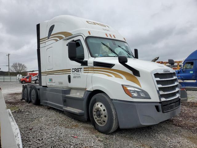  Salvage Freightliner Cascadia 1