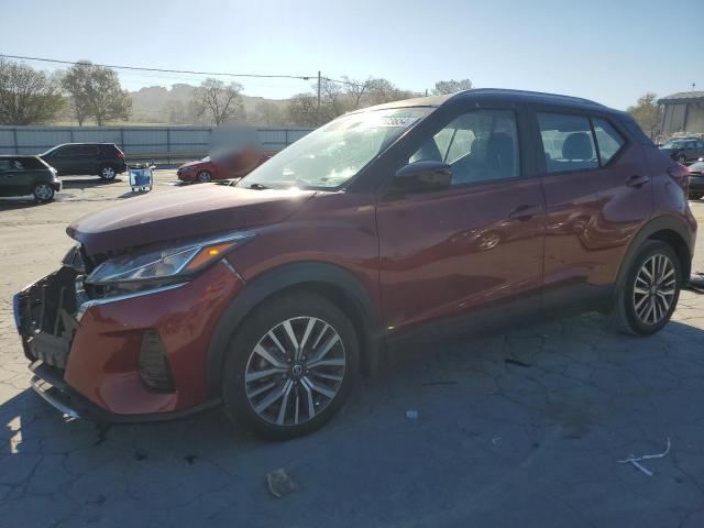  Salvage Nissan Kicks