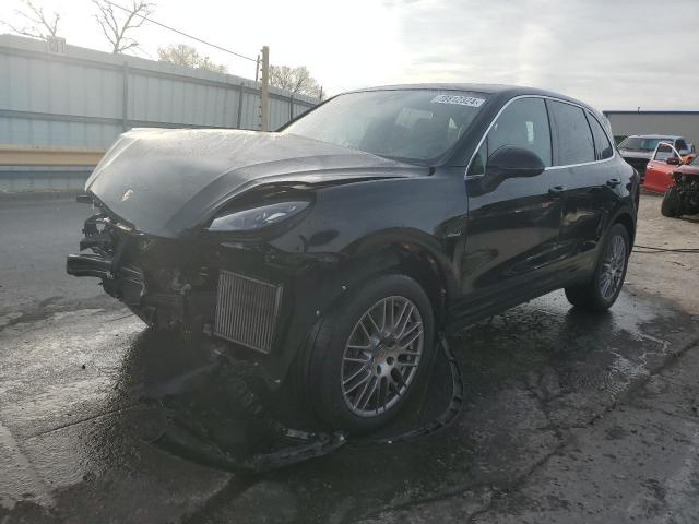  Salvage Porsche Cayenne