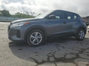  Salvage Nissan Kicks