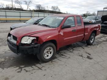  Salvage Mitsubishi Raider