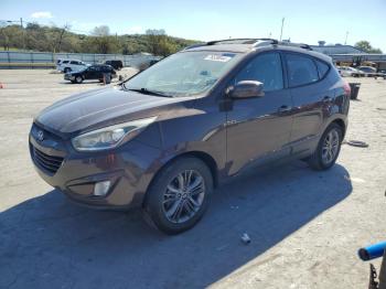  Salvage Hyundai TUCSON