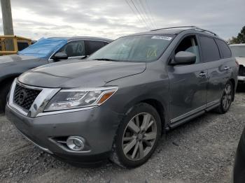  Salvage Nissan Pathfinder