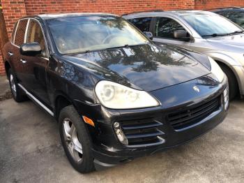  Salvage Porsche Cayenne