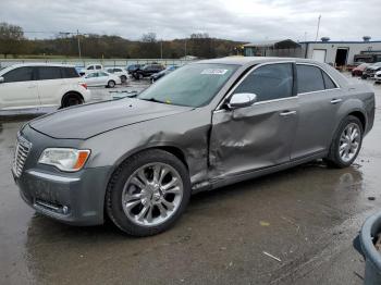  Salvage Chrysler 300