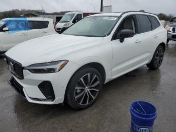  Salvage Volvo Xc60 Plus