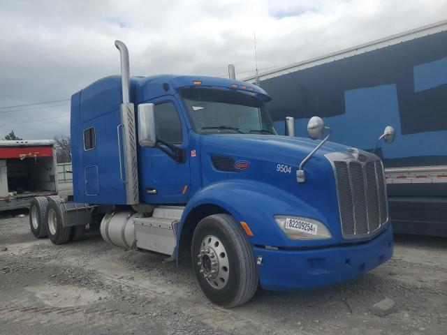  Salvage Peterbilt 579