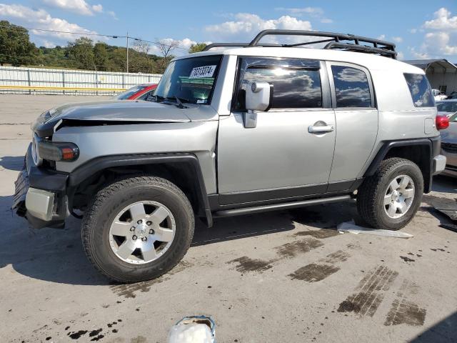  Salvage Toyota FJ Cruiser