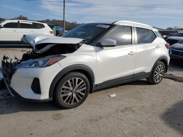  Salvage Nissan Kicks