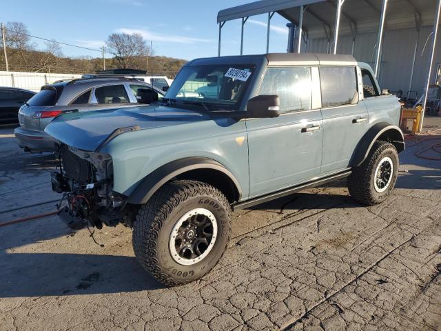  Salvage Ford Bronco