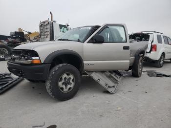  Salvage Chevrolet S-10