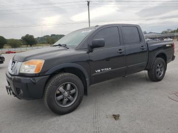  Salvage Nissan Titan