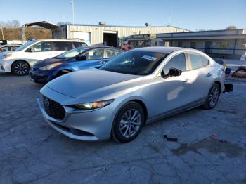  Salvage Mazda 3