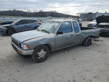  Salvage Toyota Pickup