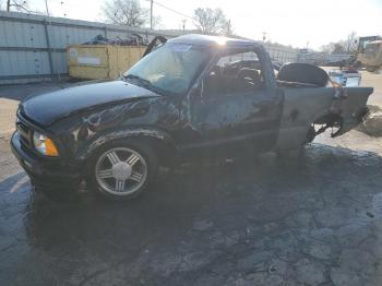  Salvage Chevrolet S-10