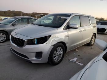  Salvage Kia Sedona