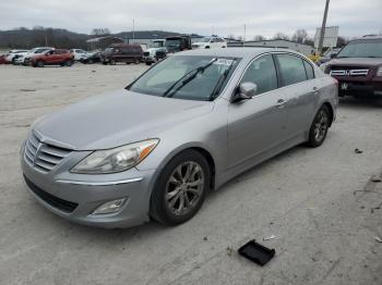  Salvage Hyundai Genesis