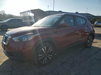  Salvage Nissan Kicks