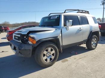  Salvage Toyota FJ Cruiser