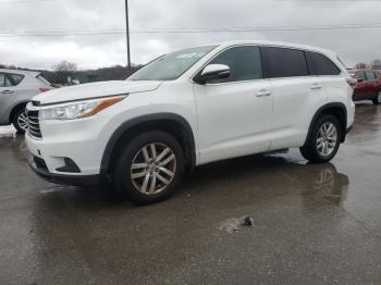  Salvage Toyota Highlander