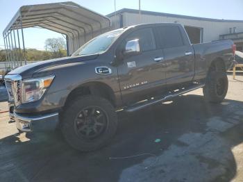  Salvage Nissan Titan